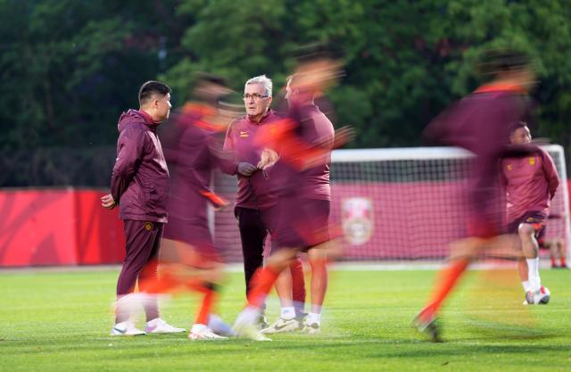 星空体育足球直播-沪鲁后卫伤退国足23人呼之欲出 锋线要减两人？